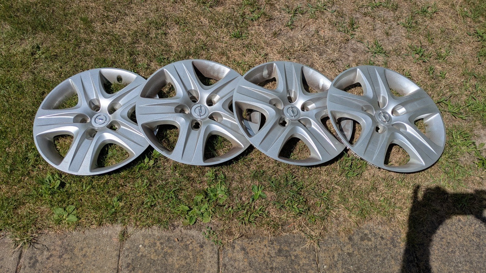 4 wieldoppen Opel Meriva, Ophalen, Gebruikt