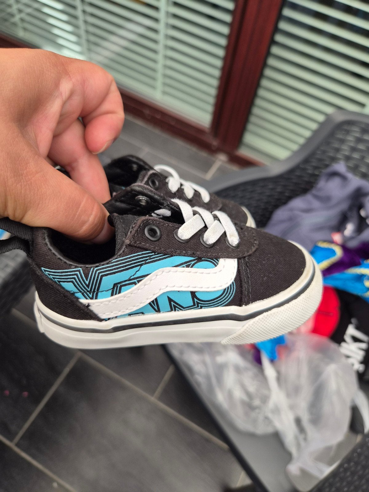 Vans babyschoenen maat 21 - Zwart met blauw patroon, Gebruikt, Vans, Jongen of Meisje, Schoenen