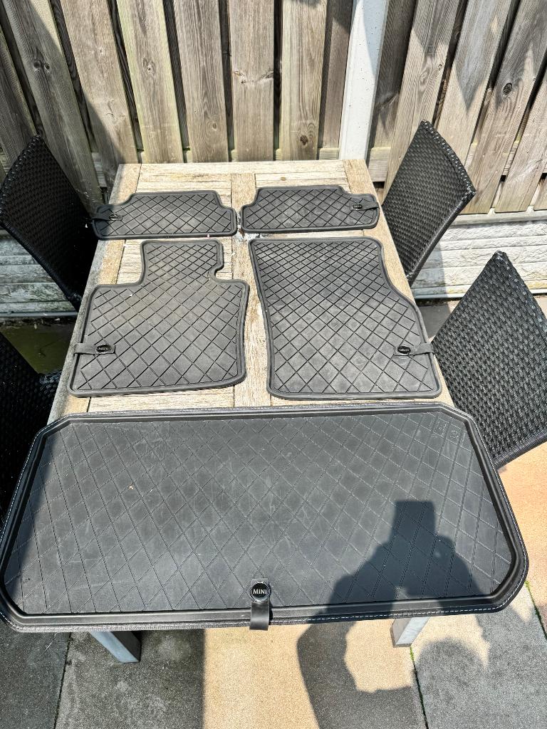 Mini rubber mattenset F56, Ophalen, Zo goed als nieuw