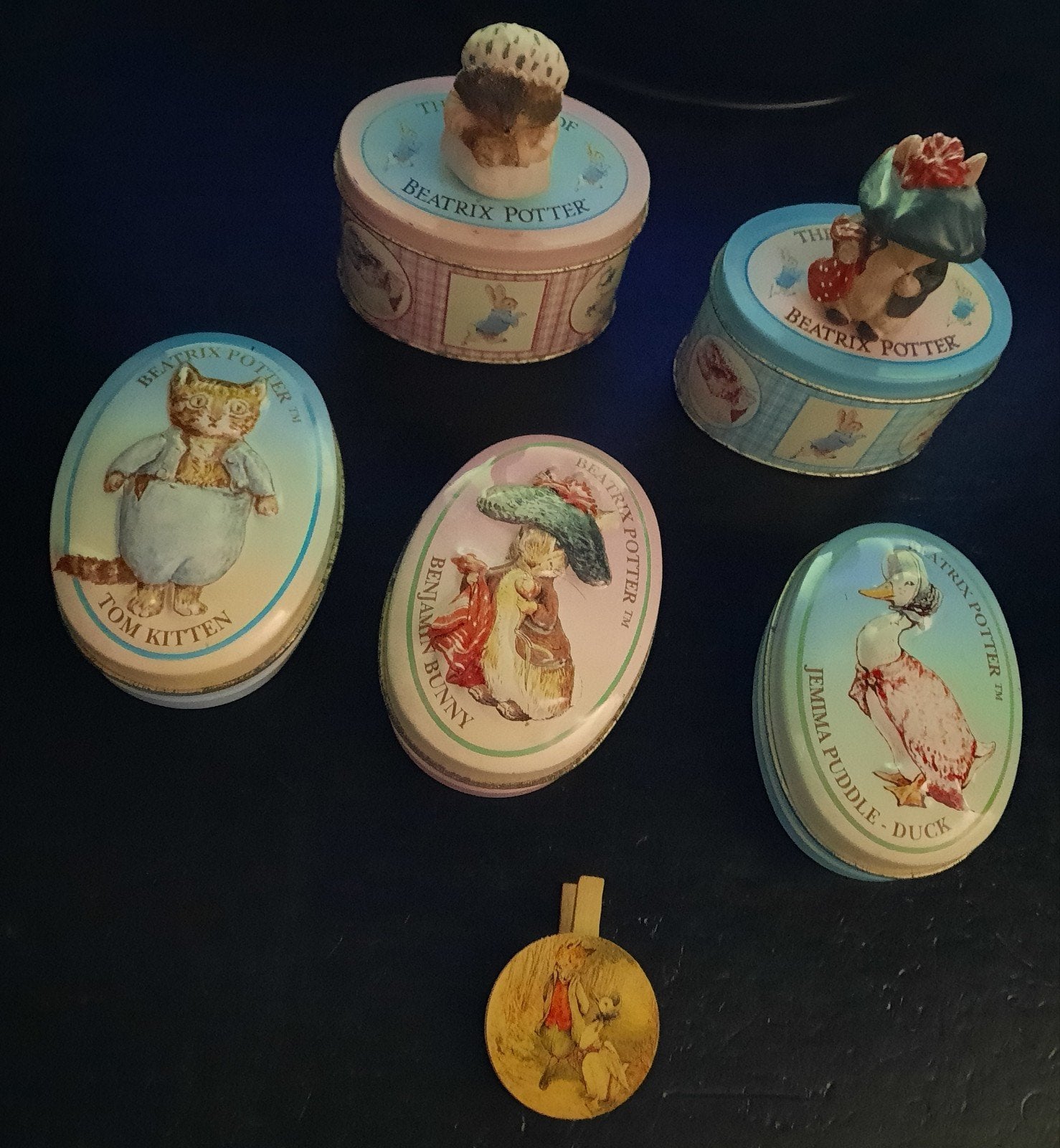 Beatrix Potter blikjes en 1 houten knijper met afbeelding, Ophalen of Verzenden