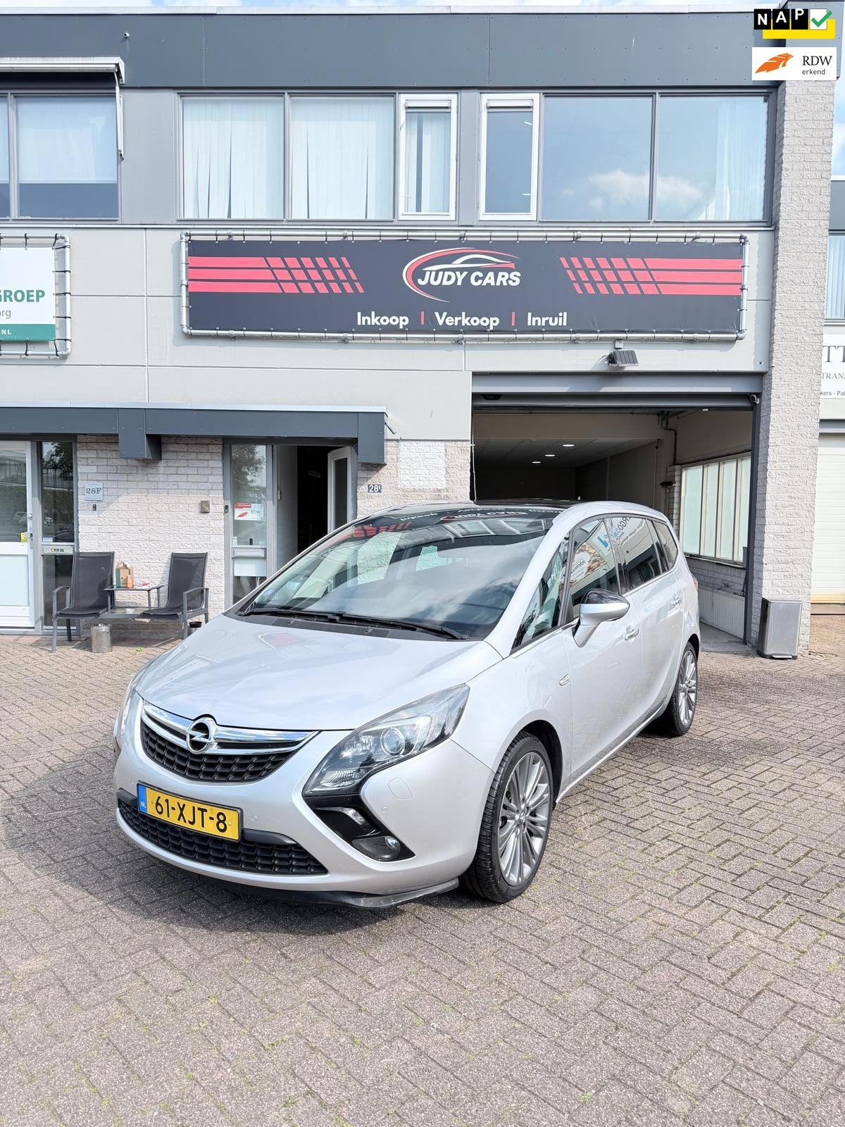 Opel Zafira Tourer 1.4 Cosmo, Auto's, Opel, Euro 5, 4 cilinders, Bedrijf, Zafira