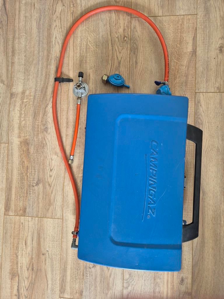 Campingaz Xcelerate 400 SG 2-pits gastel met aansluitingen, Ophalen, Gebruikt