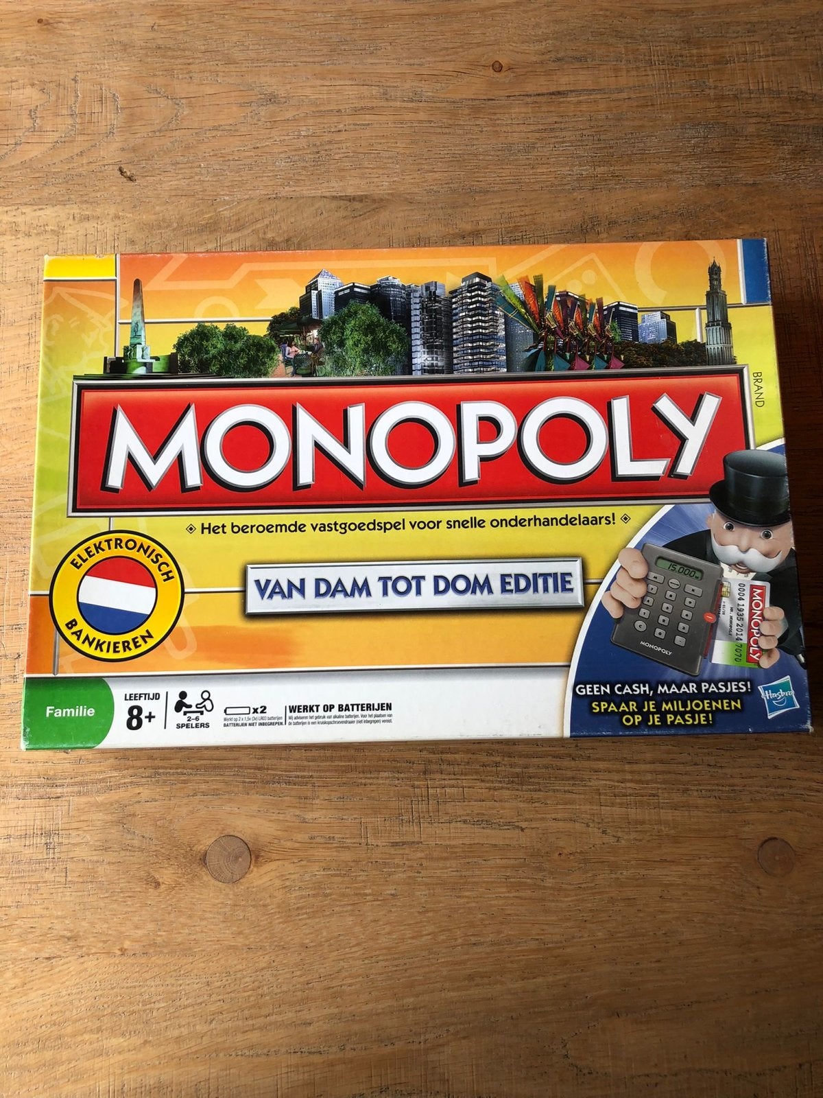 Monopoly Van Dam tot Dom Editie - Elektronisch Bankieren, Hobby en Vrije tijd, Gezelschapsspellen | Bordspellen, Drie of vier spelers