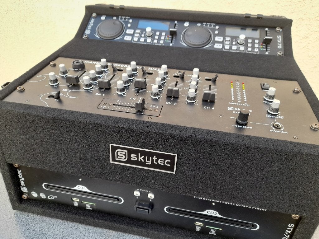 Mooie DJ-set te huur...!, Ophalen, Zo goed als nieuw, Overige