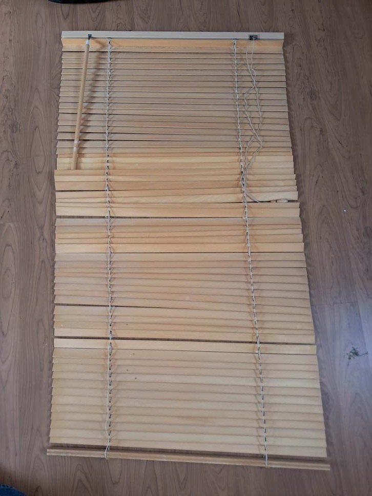 Jaloezie van hout - 120x70 cm, Huis en Inrichting, Stoffering | Gordijnen en Lamellen, Ophalen, Jaloezie, Gebruikt, Hout