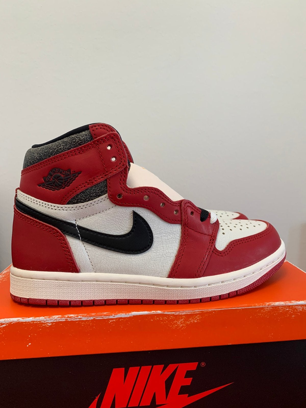 Jordan 1 Retro High Chicago Lost and Found | Maat 42 | Nieuw, Overige kleuren, Nike, Nieuw, Ophalen of Verzenden
