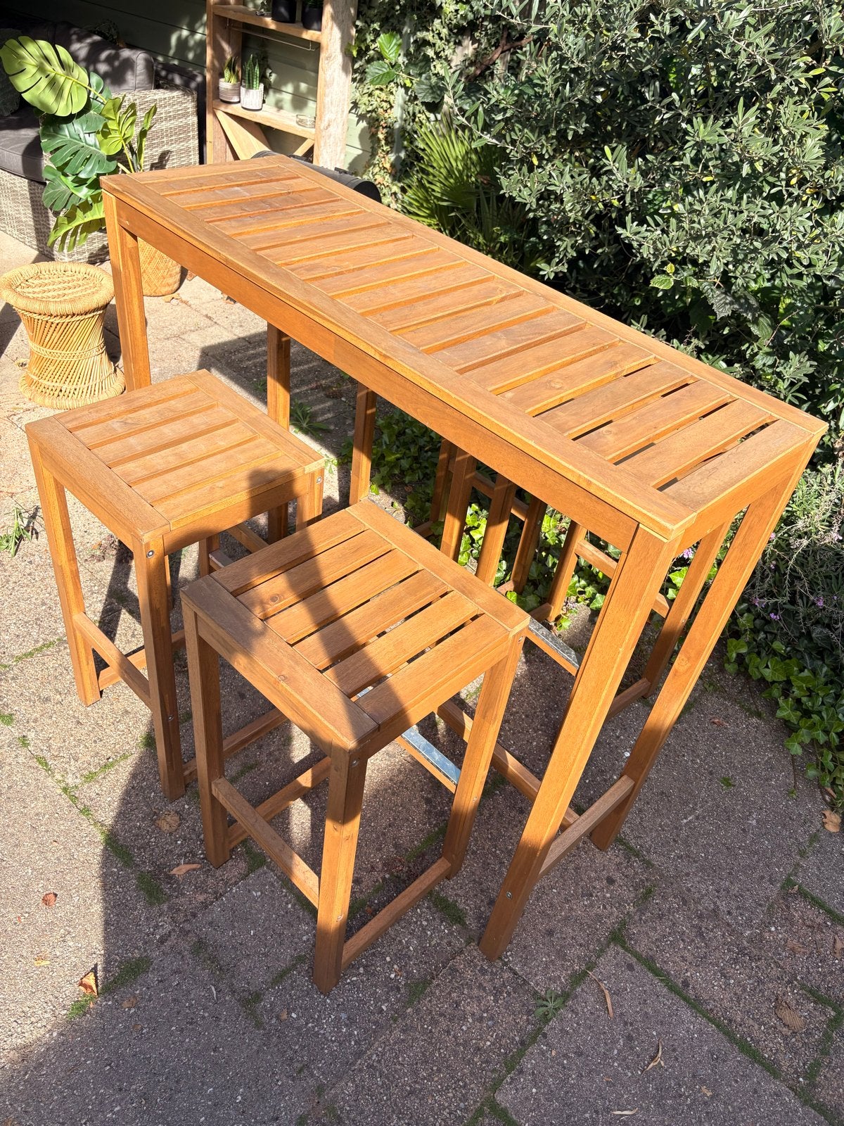 Foto 3 van IKEA NÄMMARÖ Bartafel met 4 barkrukken - Zo goed als nieuw