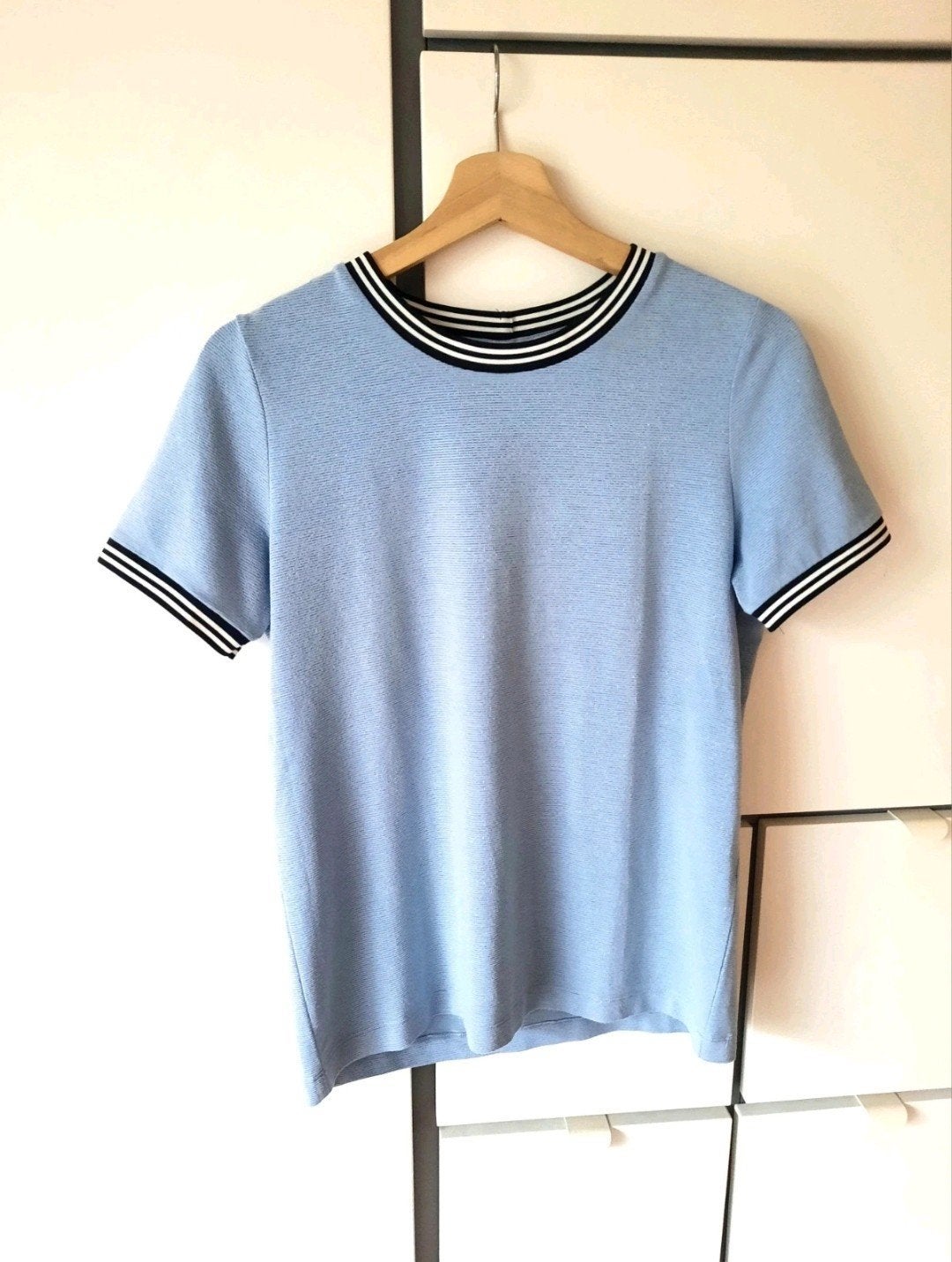 blauw metallic t-shirt van Pieces, Kleding | Dames, T-shirts, Maat 38/40 (M), Blauw, Nieuw, Ophalen of Verzenden