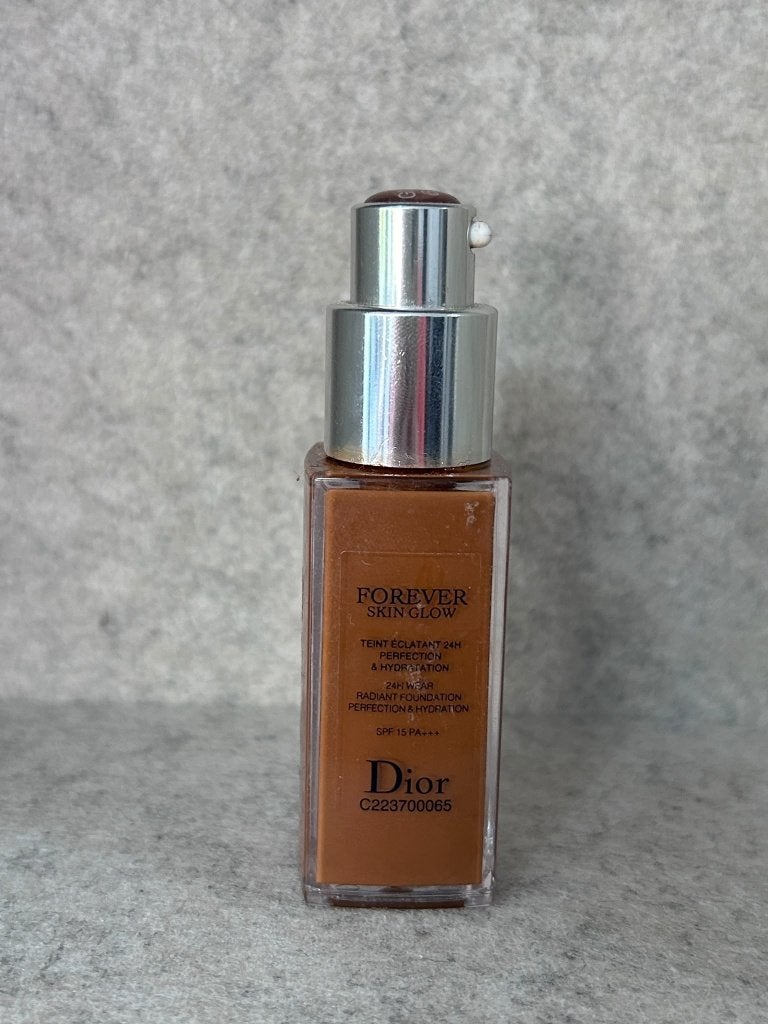 Dior Forever Skin Glow Foundation 6.5N, Gebruikt, Gehele gezicht, Beige, Ophalen of Verzenden
