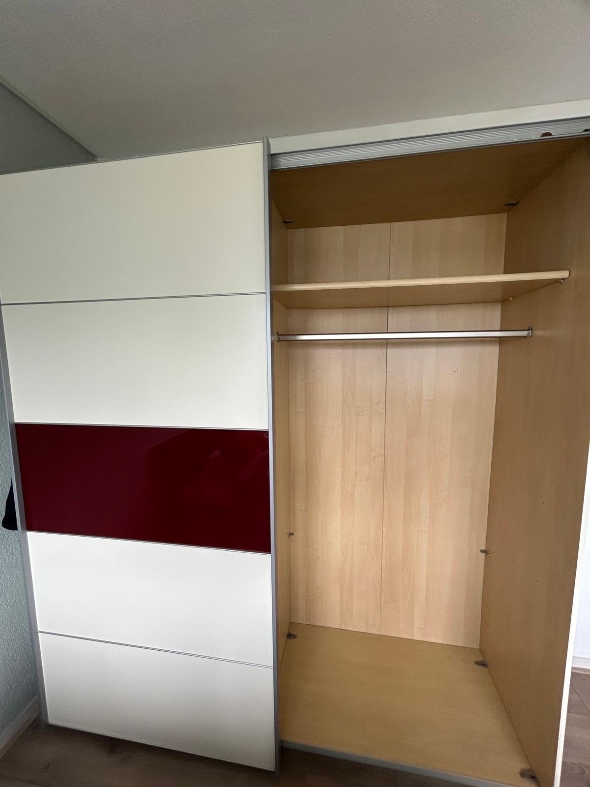 Kledingkast met schuifdeuren en spiegel, Huis en Inrichting, Kasten | Kledingkasten, Ophalen, Met plank(en), Gebruikt, 100 tot 150 cm
