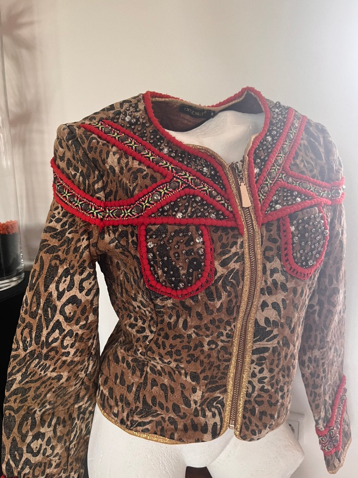 Jasje jack print rood Ambika S, Ophalen of Verzenden, Zo goed als nieuw, Rood, Jasje