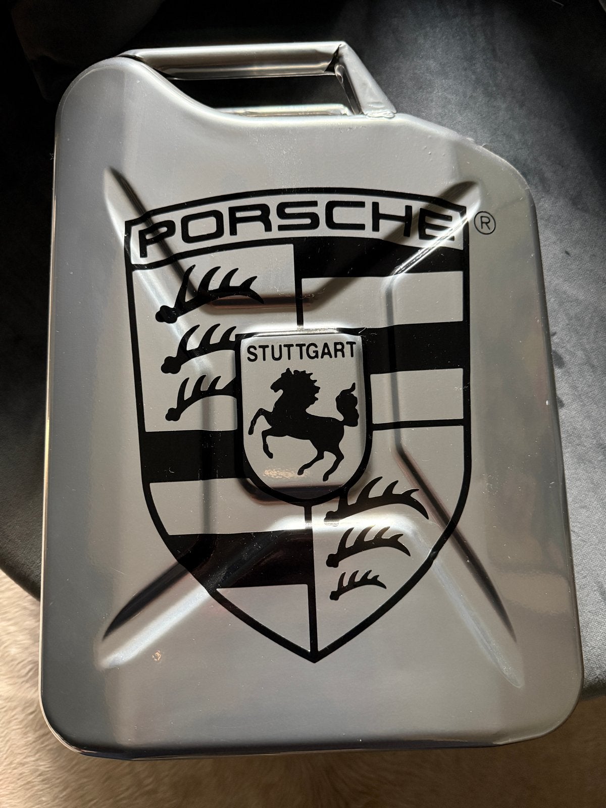 Vintage stalen jerrycans met Porsche logo vintage, Auto diversen, Ophalen of Verzenden