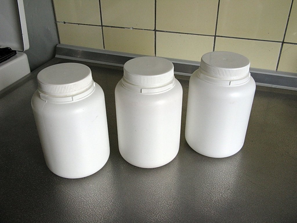 Plastic (bewaar)potten, Huis en Inrichting, Keuken | Keukenbenodigdheden, Zo goed als nieuw, Voorraadpot, Kunststof, Wit, Ophalen