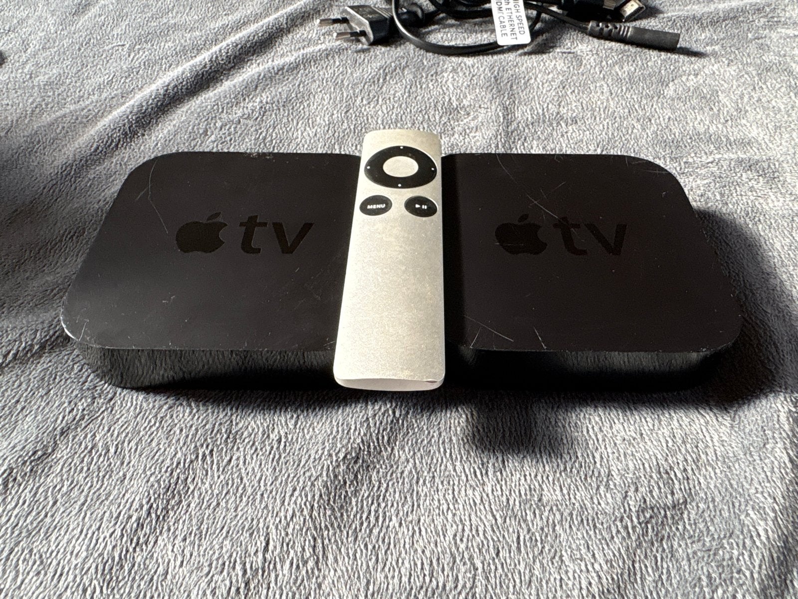 2 Apple TV’s incl 1x afstandsbediening/HDMI en strookabels, Audio, Tv en Foto, Ophalen of Verzenden, Gebruikt, HDMI, Zonder harde schijf