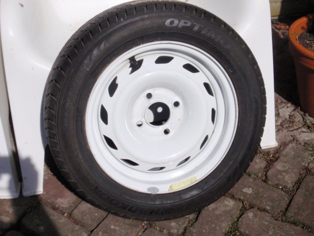 Steelie één stuks 6Jx14 band 185x60x14, Peugeot 106, Ophalen, 14 inch, Gebruikt, Banden en Velgen