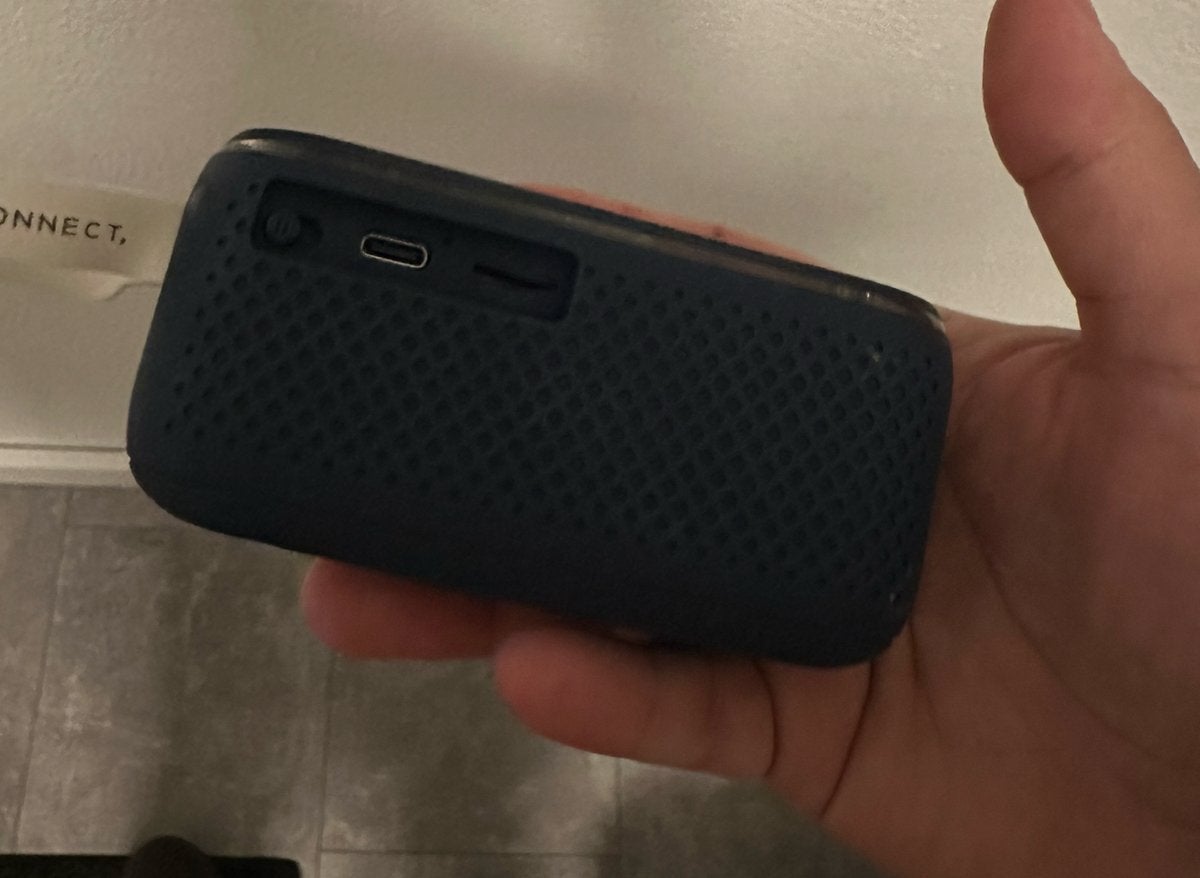 Kleine bluetooth speaker, Overige merken, Overige typen, Ophalen of Verzenden, Zo goed als nieuw