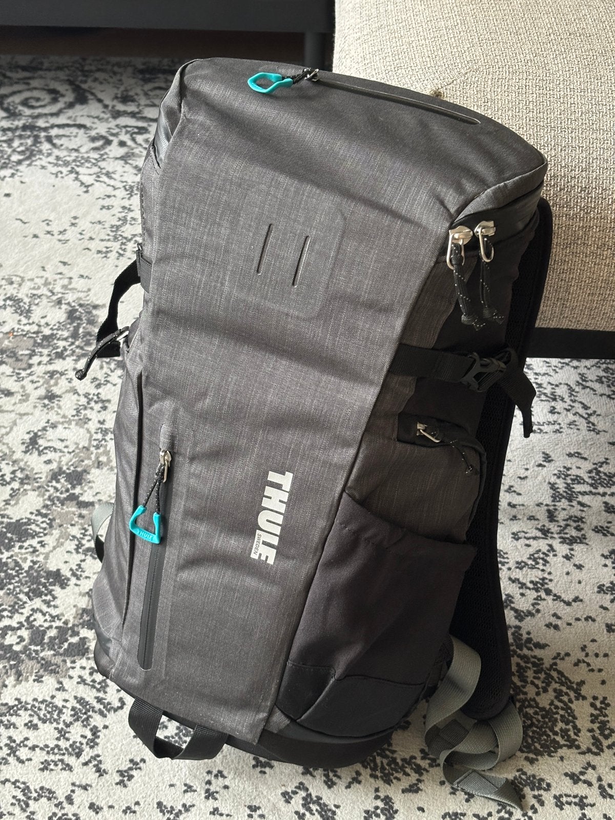 Thule camera rugzak, Audio, Tv en Foto, Fotografie | Fototassen, Rugtas, Zo goed als nieuw, Thule, Grijs