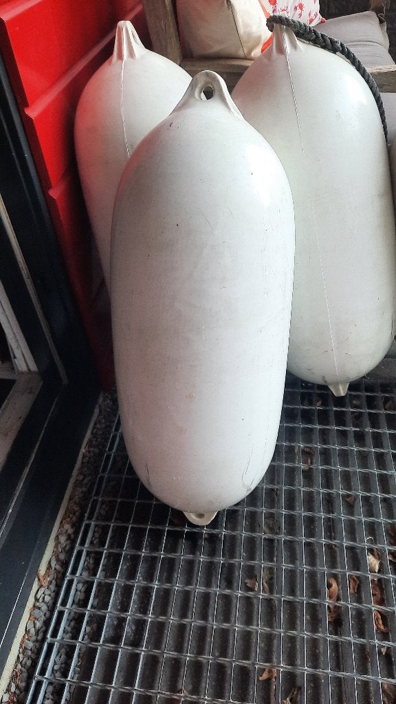 Stootwillen (fenders) 4 stuks, Ophalen, Gebruikt, Overige typen