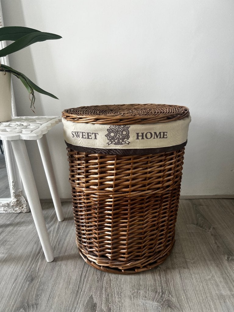 Rieten wasmand, Huis en Inrichting, Woonaccessoires | Schalen en Manden, Ophalen, Gebruikt, Mand, Rond