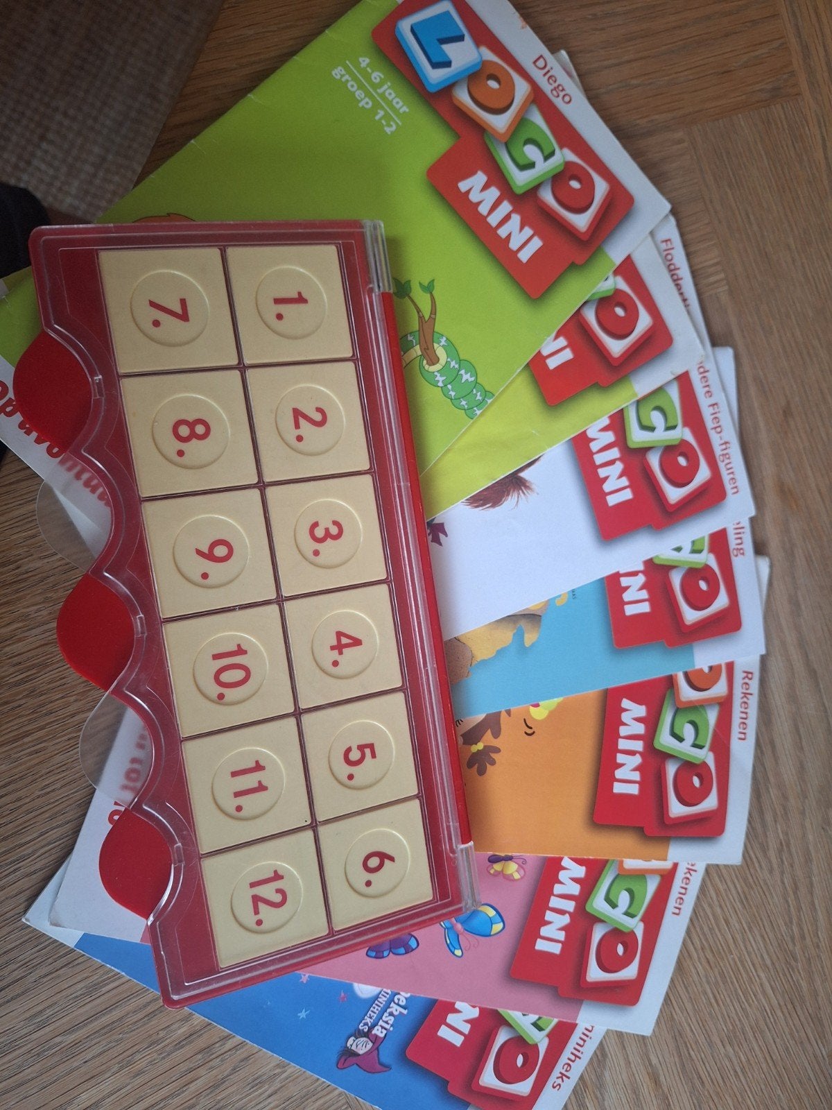 Loco Mini met 7 boekjes: Groep 1-2, 3 en 4 (o.a. Rekenen), Ophalen of Verzenden, Gebruikt, Puzzelen