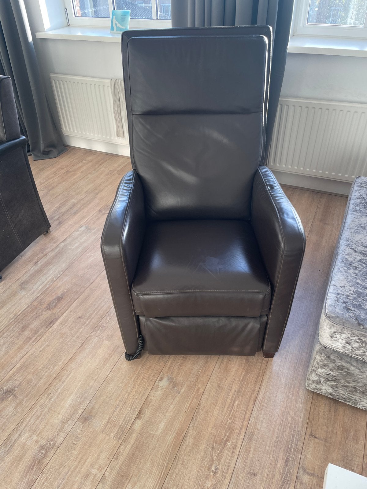 Comfortabele leren relaxfauteuil - Wegens verhuizing, Ophalen of Verzenden, Gebruikt, Leer, 75 tot 100 cm