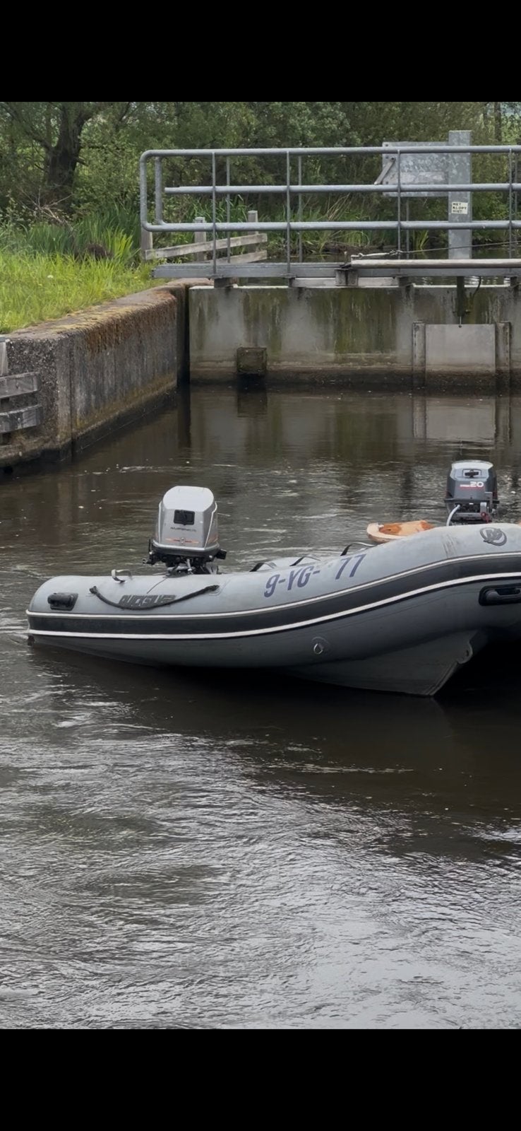 Quicksilver 320 30pk marathon, Watersport en Boten, Rubberboten, Ophalen, Quicksilver
