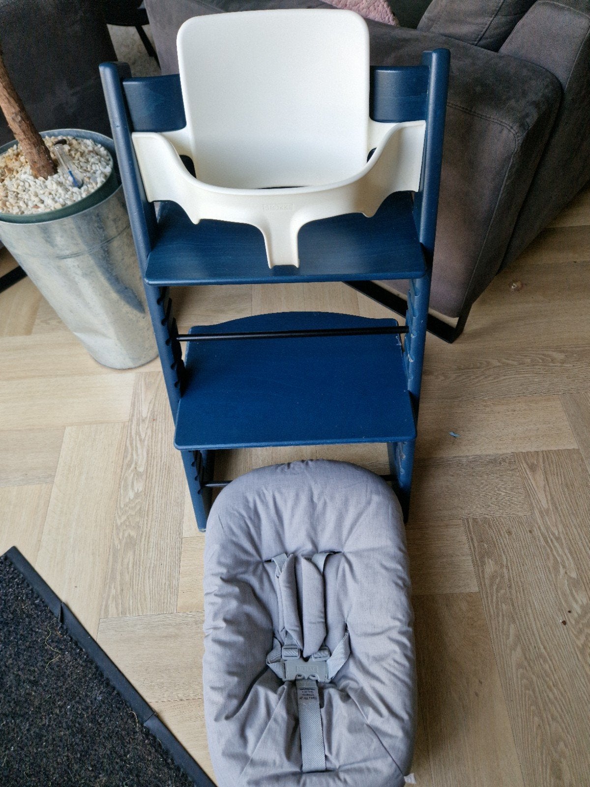 midnight bleu stokke tripp trapp + babyset en newborn, Ophalen of Verzenden, Gebruikt, Meegroeistoel, Aanschuifbaar