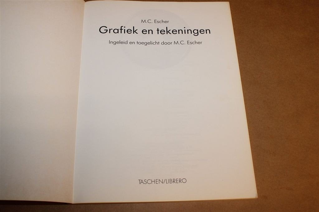 M.C. Escher — Grafiek en Tekeningen, Houtsneden en Lithos, Ophalen of Verzenden, Gelezen