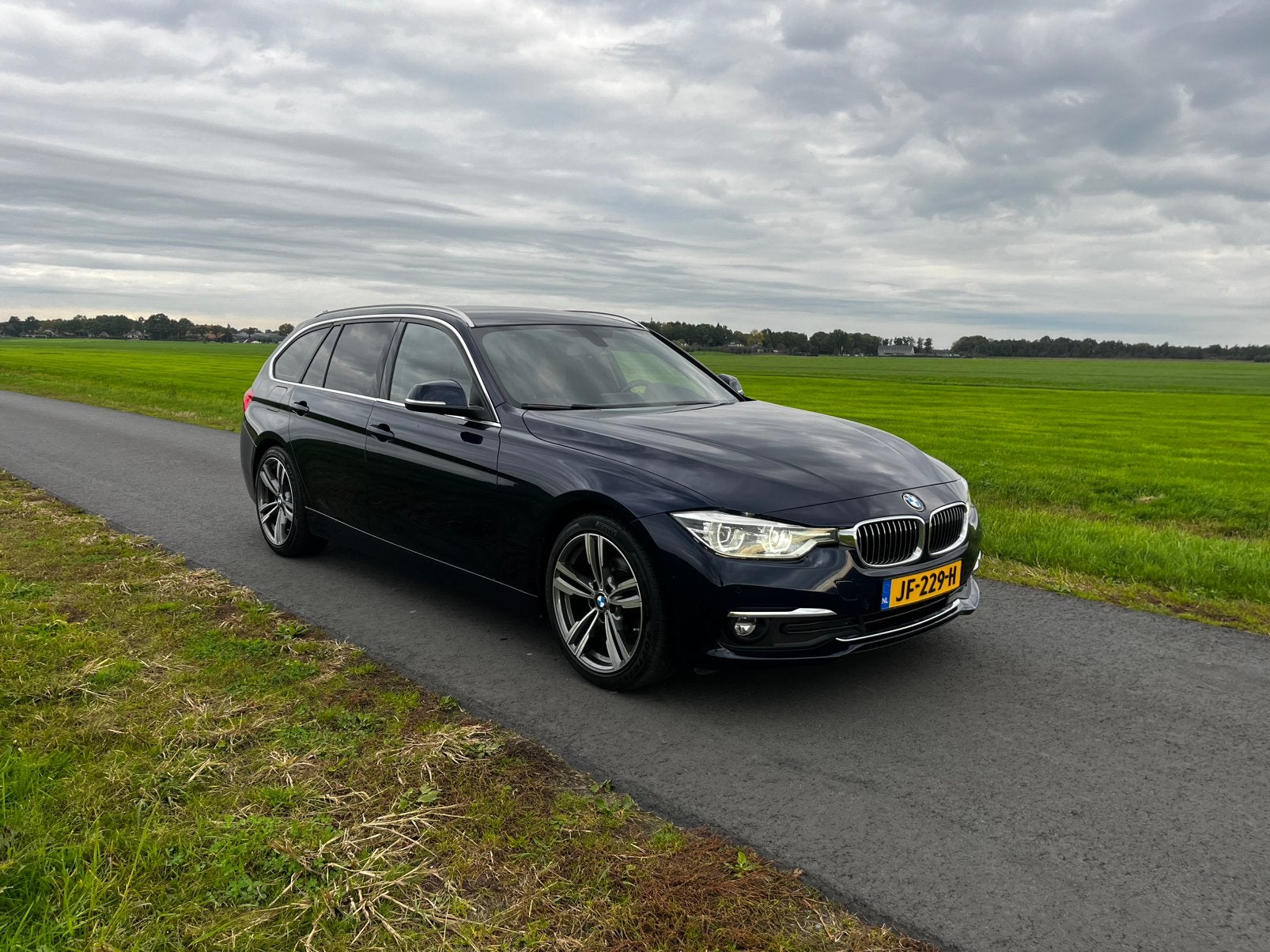 BMW 3-Serie 320d EDE 163pk Aut 2016 Blauw, Automaat, 745 kg, Achterwielaandrijving, 4 cilinders