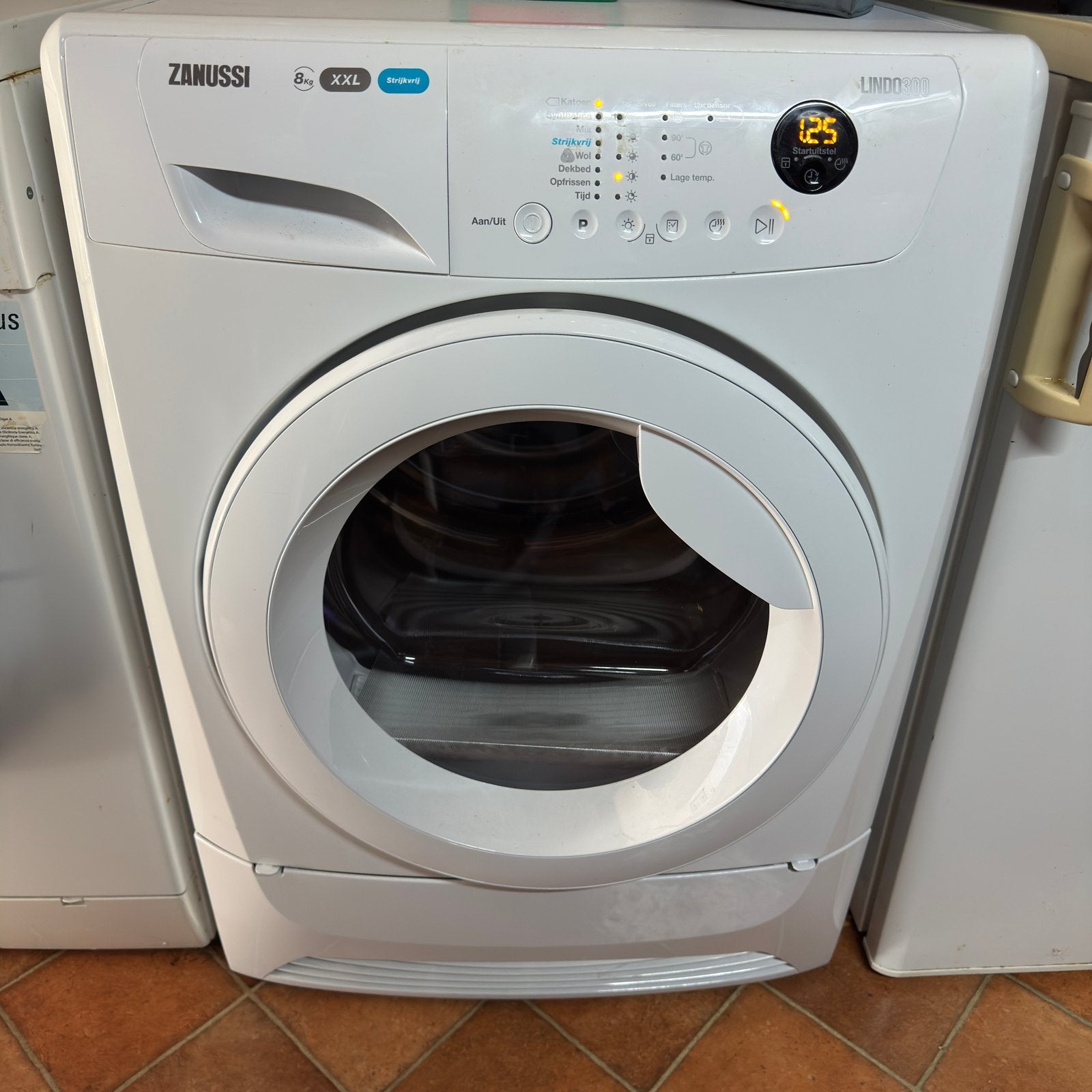 Zanussi ZDC8203W Condensdroger - 8kg inhoud, Witgoed en Apparatuur, Wasdrogers, Ophalen, Gebruikt, 8 tot 10 kg, Voorlader
