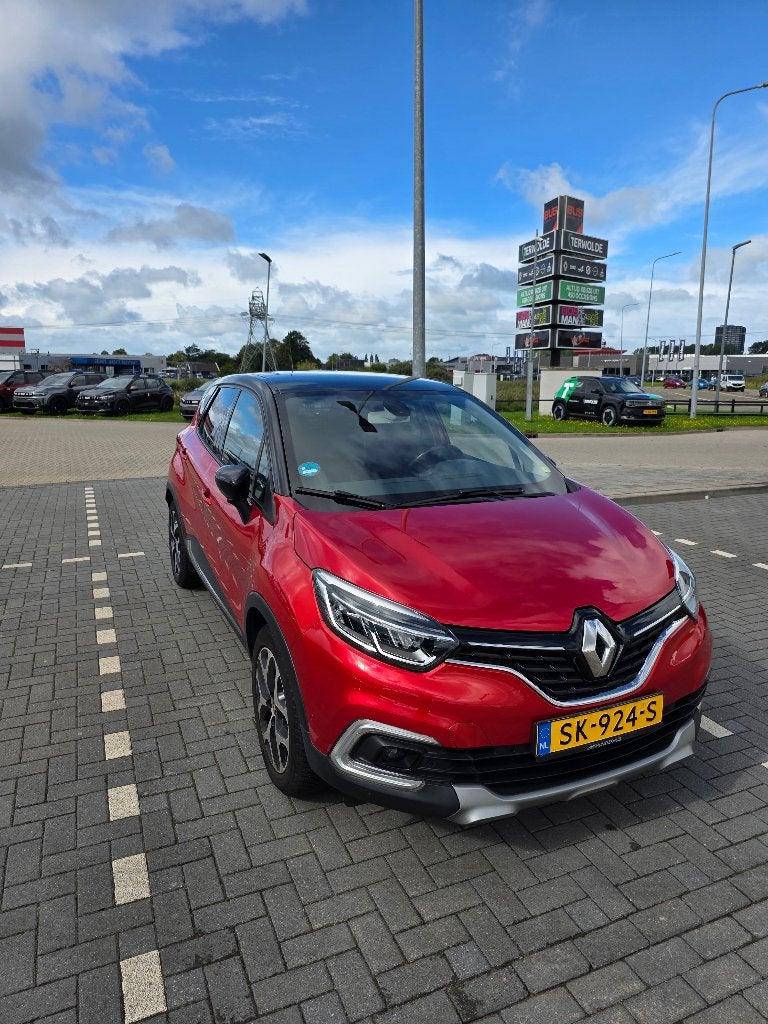 Foto 2 van Renault Captur 0.9 TCe Intens Camera Trekhaak CarPlay Cruise