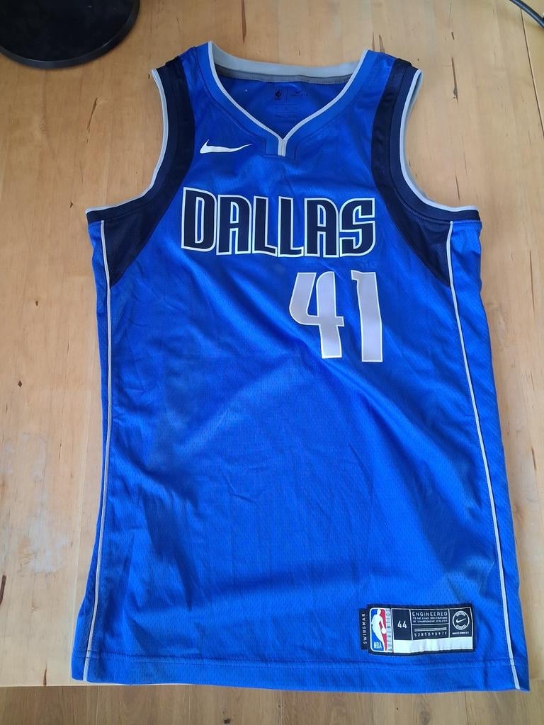 Nike NBA Dallas Mavericks Dirk Nowitzki Shirt - Maat M, Ophalen of Verzenden, Zo goed als nieuw, Kleding