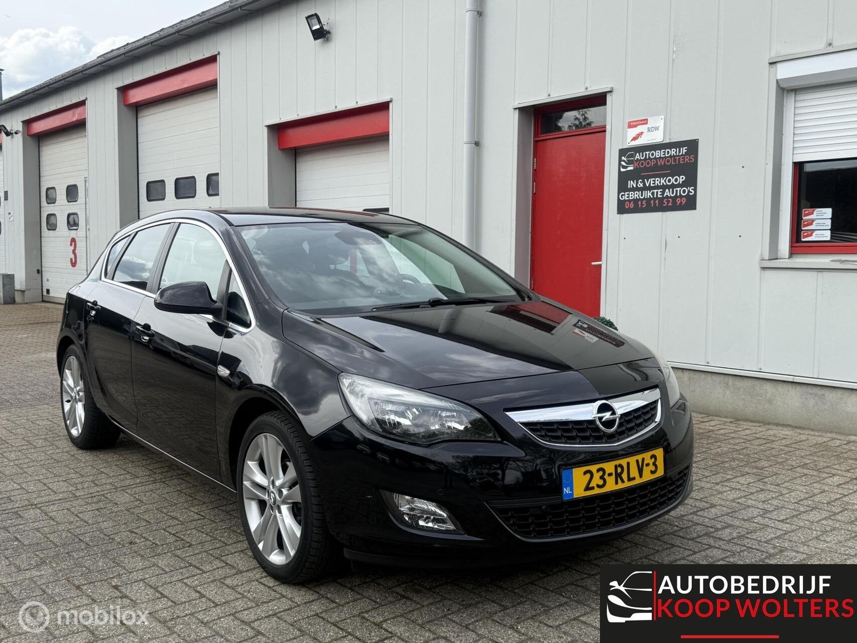 Opel Astra 1.4 Turbo GT Clima Navi Trekhaak, Voorwielaandrijving, Euro 5, Gebruikt, 680 kg