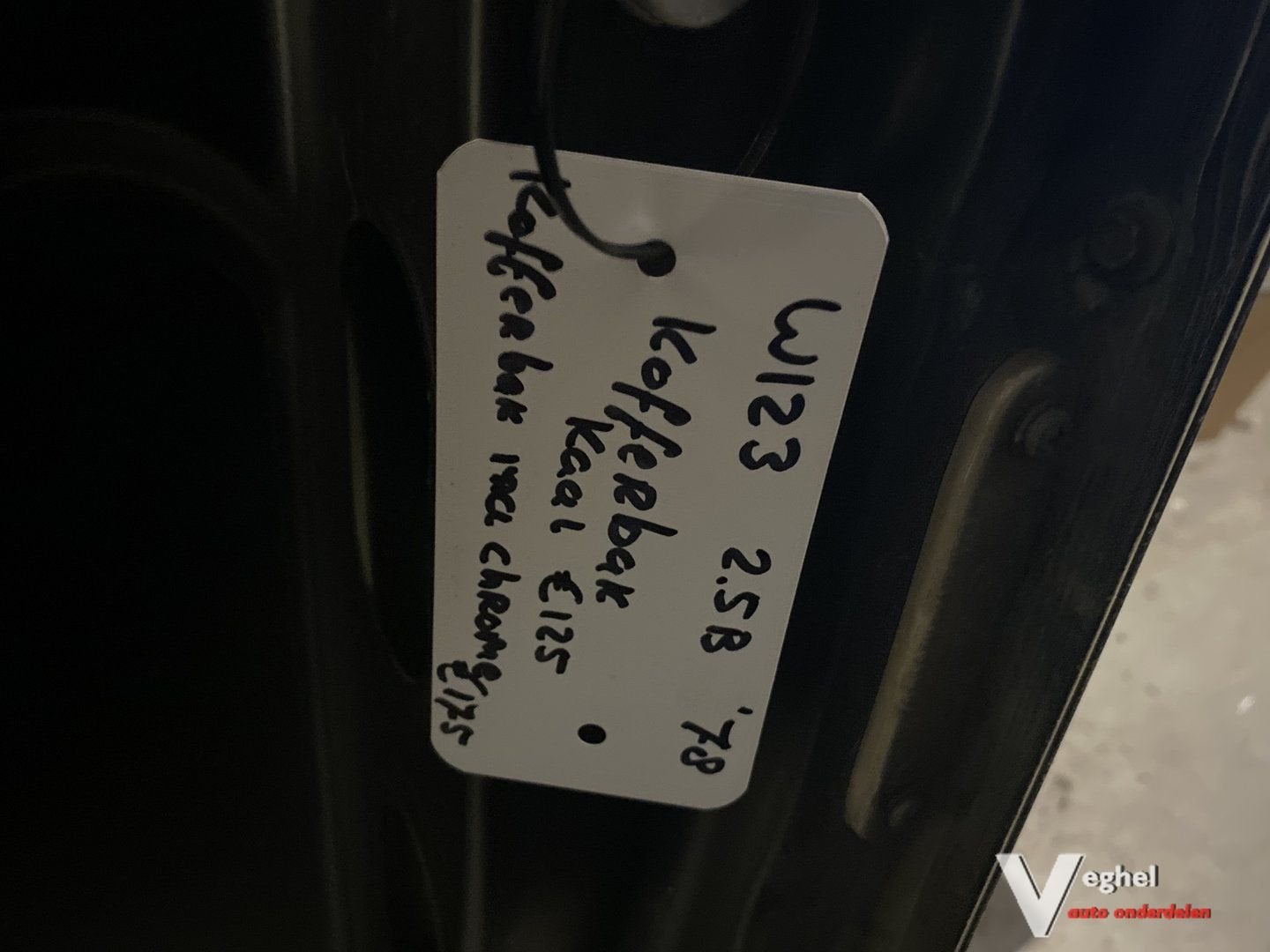 Mercedes W123 1978  Kofferbakdeksel Achterklep, Auto-onderdelen, Ophalen, Gebruikt, -, Achter