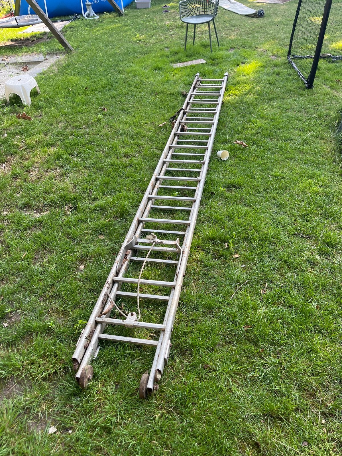 Gebruikte uitschuifbare ladder - 2x4 meter, Ophalen, Gebruikt, Ladder, Opvouwbaar of Inschuifbaar