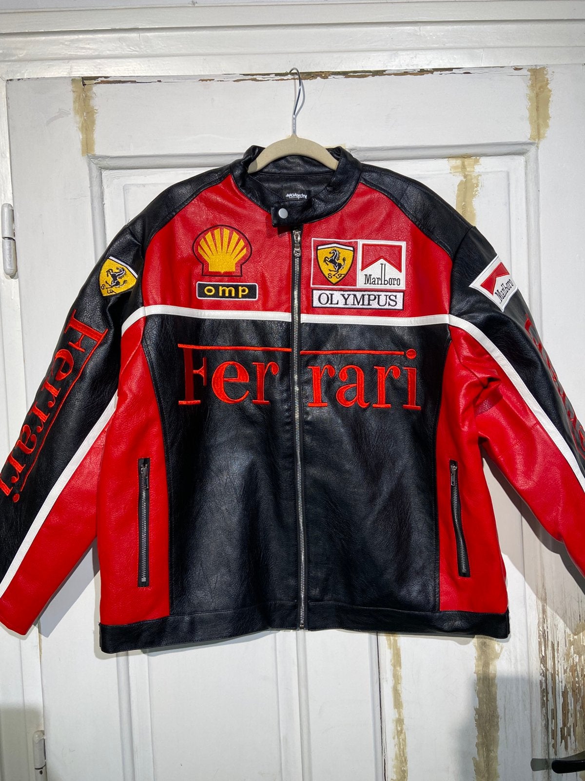 Ferrari Marlboro-jas Rood (maat XL) Lederlook rood, Ophalen of Verzenden, Nieuw, Maat 56/58 (XL), Rood