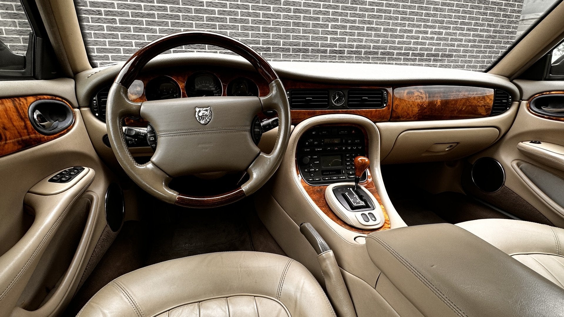 Jaguar XJ 3.2 V8 Sovereign | Orgineel NL | Historie aanwezig, foto 10