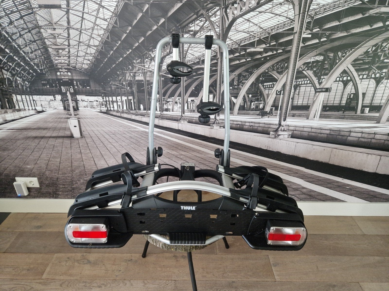 Thule EuroWay 921 Kantelbare Fietsendrager voor 2 Fietsen, Ophalen, Zo goed als nieuw, Trekhaakdrager