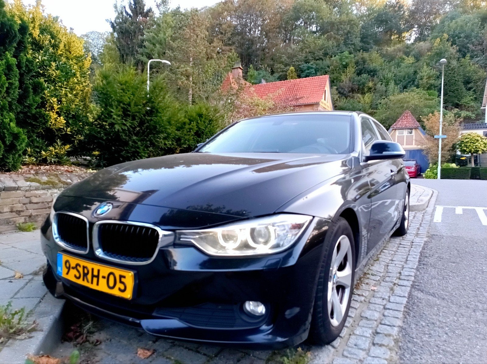 BMW 3-Serie 2.0 320D EDE Touring 2013 Zwart