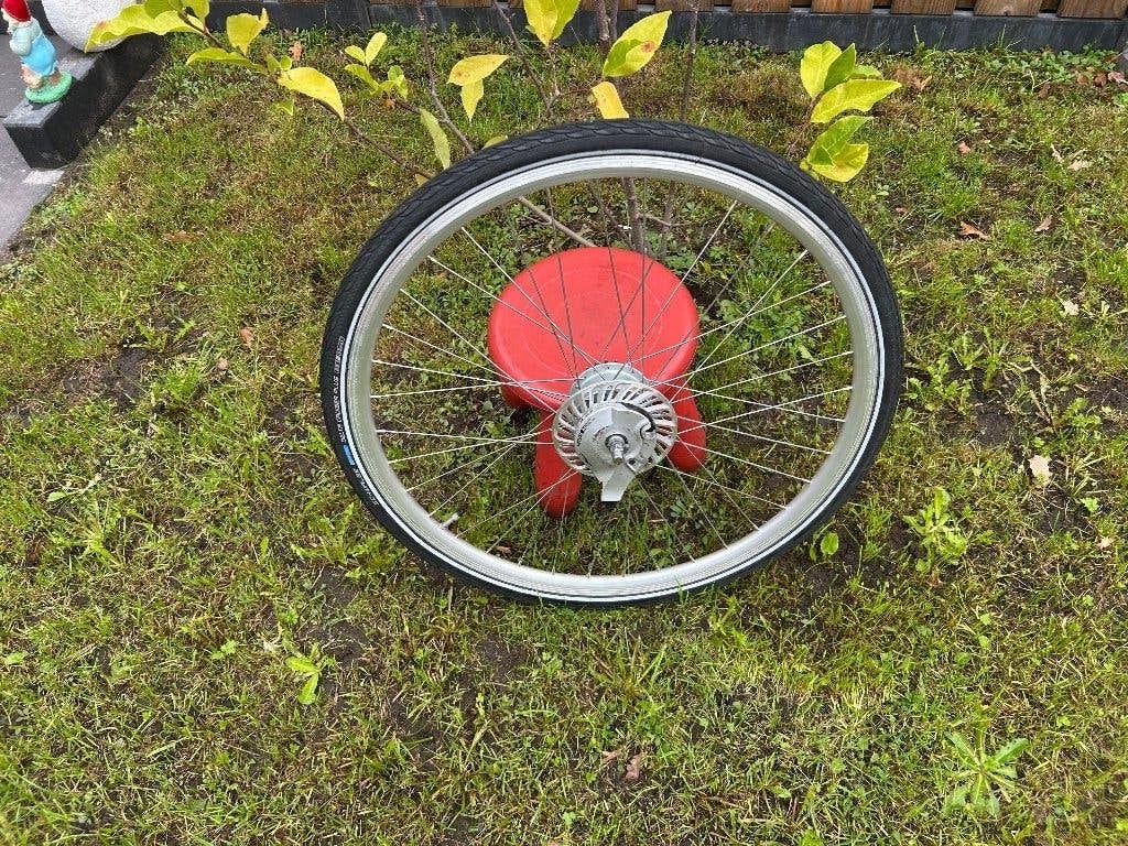 tk:Achterwiel 28 inch NEXUS 8 versnellingen rollerbreaks, Fietsen en Brommers, Wiel, Gebruikt, Ophalen of Verzenden, Shimano Nexus 8 versnellingen