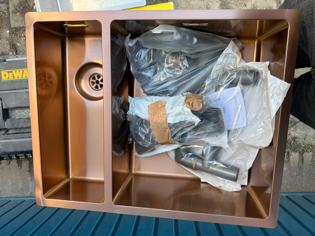 Nieuwe koperkleurige dubbele spoelbak met afvoer, Ophalen, Nieuw, Koper, Overige typen