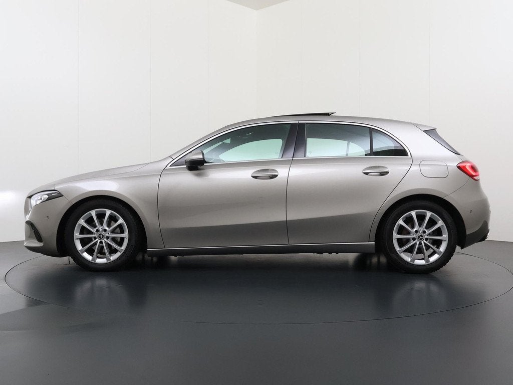 Mercedes-Benz A-klasse 180 Business Solution Luxury | Pano |, Auto's, Mercedes-Benz, 12 maanden, Gebruikt, 4 cilinders, Origineel Nederlands
