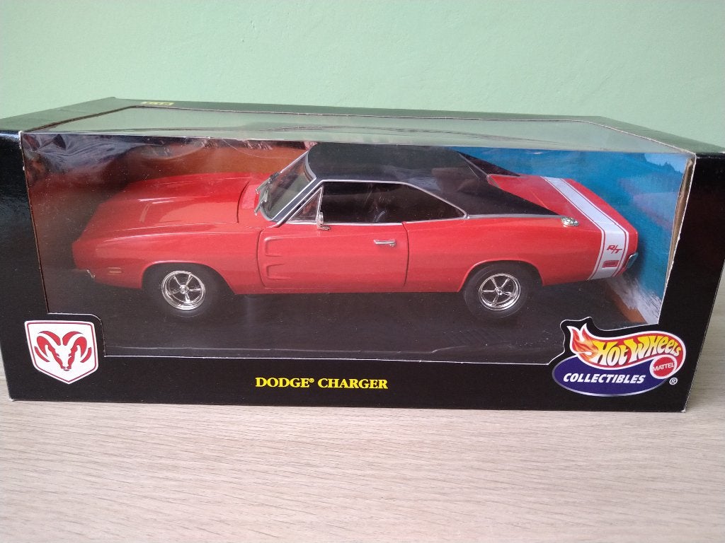 1969 Dodge Charger R/T Hot Wheels 1:18 OVP Red, Ophalen of Verzenden, Nieuw, Auto, Hot Wheels