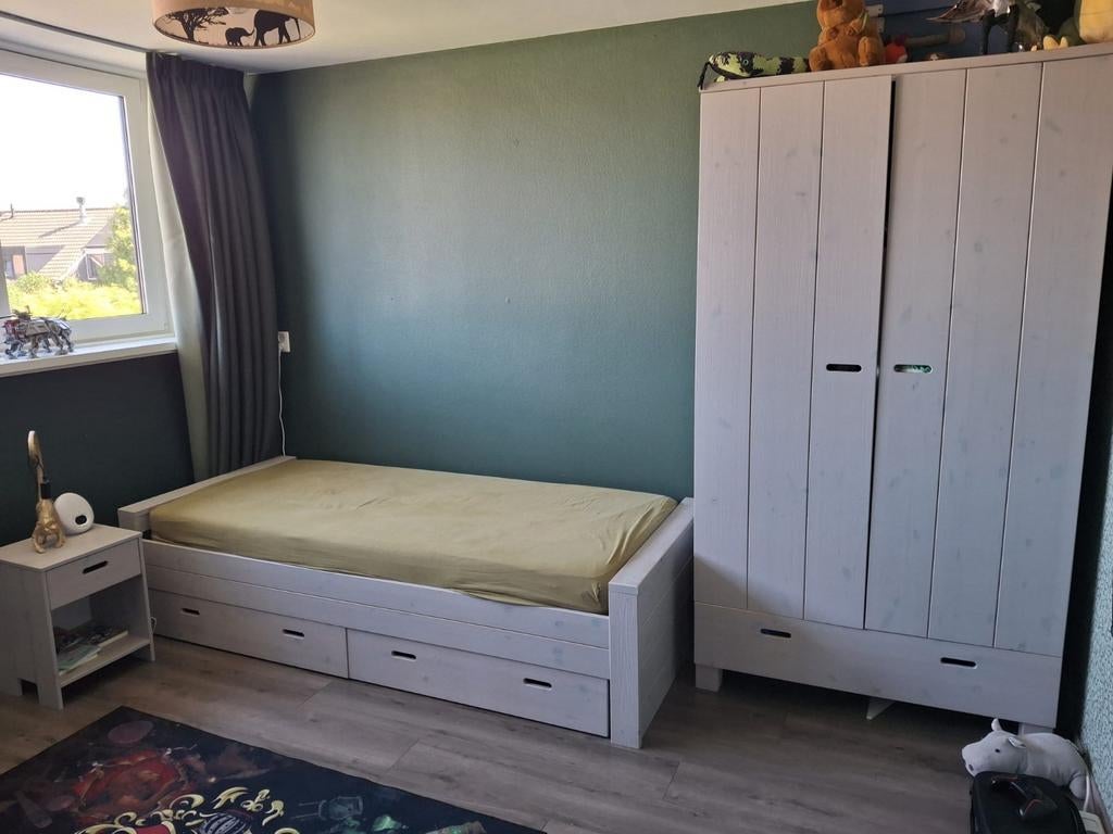 Complete kinderkamer: bed, bureau, kledingkast, boekenkast, Ophalen, Gebruikt, Eenpersoons