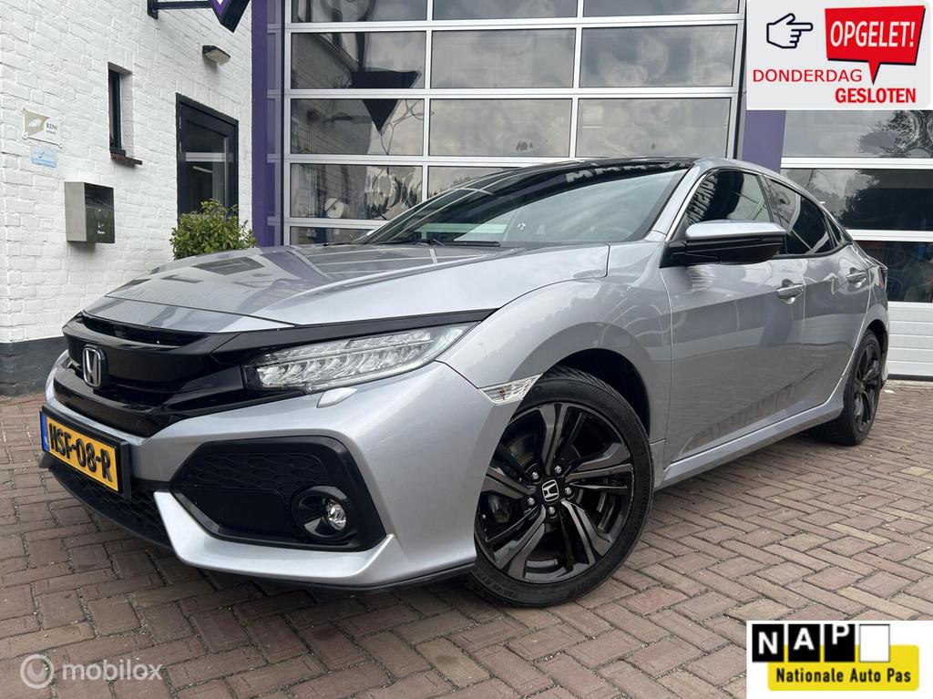 Honda Civic 1.0 i-VTEC Executive * NAVI * AIRCO * PANODAK *, Stof, Gebruikt, 129 pk, 988 cc