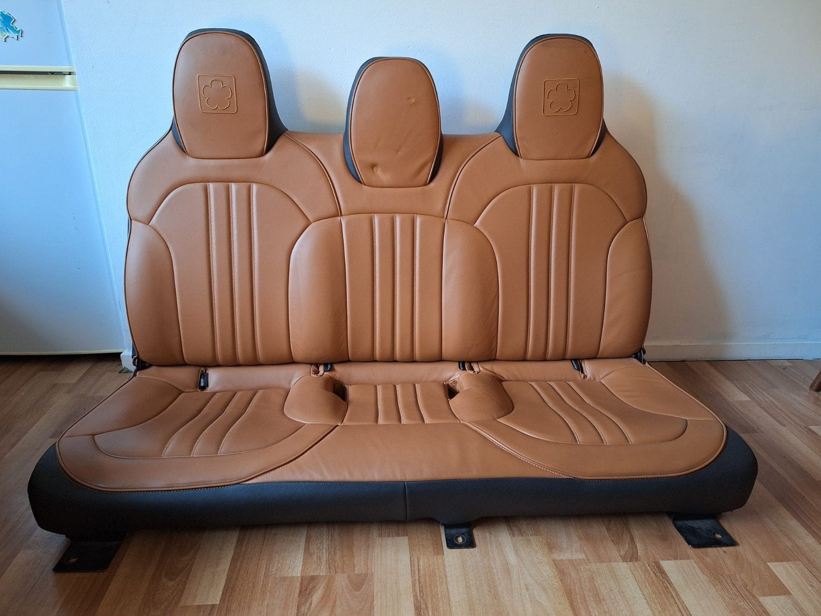 Unieke concept car bank met Isofix - Skai leer, Auto-onderdelen, Interieur en Bekleding, Ophalen, Gebruikt, Universele onderdelen