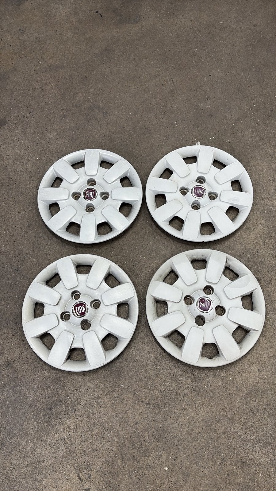 Set Fiat Panda Wieldoppen 13 inch 4 stuks, Ophalen of Verzenden, Gebruikt