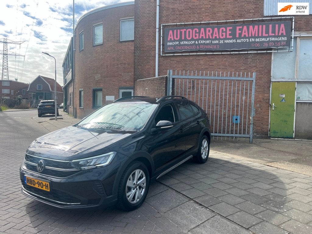 Volkswagen TAIGO 1.0 TSI Life Camera/Clima/Navi…, Voorwielaandrijving, Gebruikt, 95 pk, Zwart