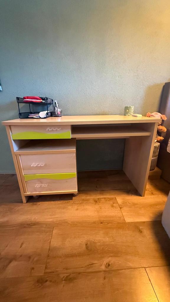 Leuke Tiener Bureau, Met lades, Gebruikt, Hout, Schoolbureau
