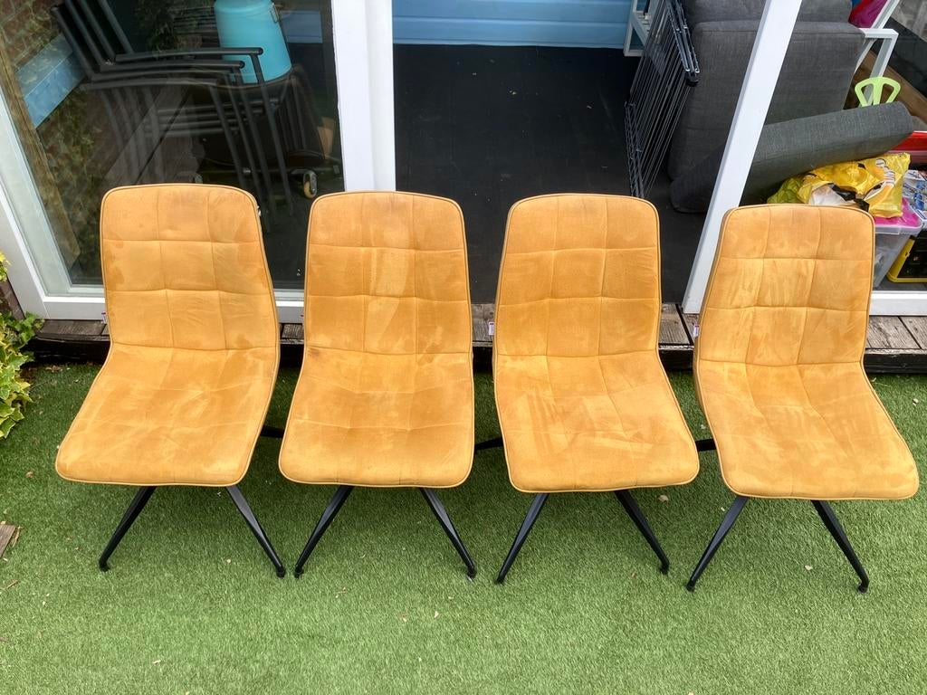 GRATIS eetkamer stoelen oker suede, Ophalen, Gebruikt, Overige kleuren, Leer